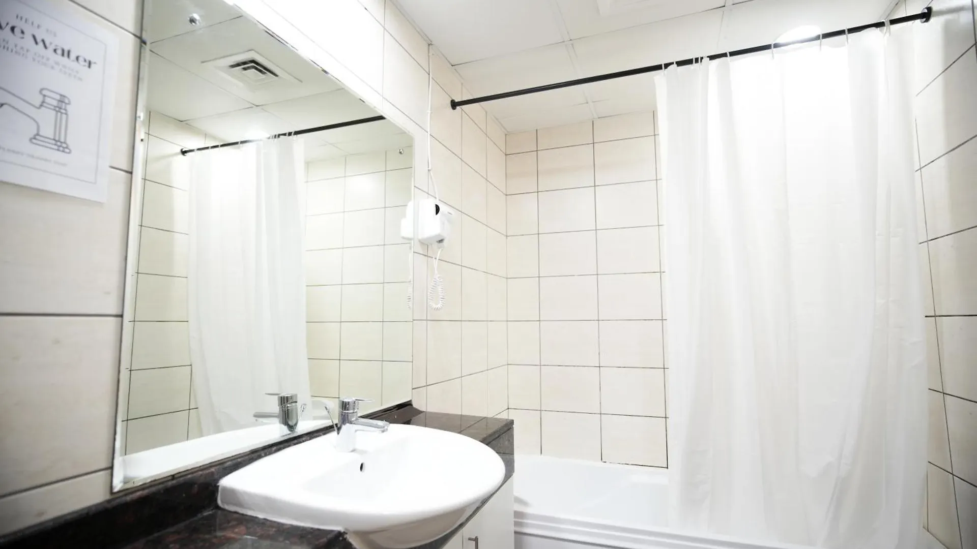Dhostels - Marina Palm View Hostel Dubai United Arab Emirates