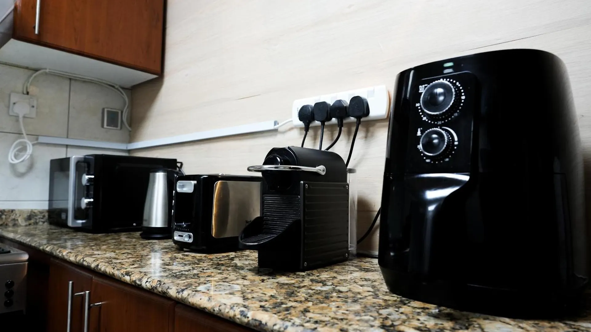 Dhostels - Marina Palm View Hostel Dubai United Arab Emirates